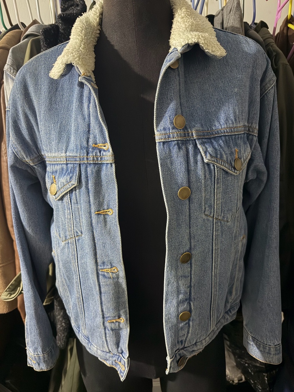 Active USA Denim Jacket with Sherpa Lining